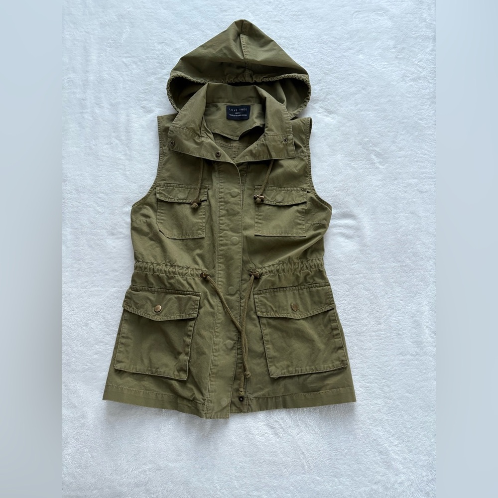 NWOT-Love Tree Cargo Vest - SIze Small. - Picture 3 of 9